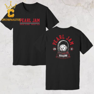 Pearl Jam The Windy City Chicago Illinois 2024 Wrigley Field On August 29 And 31 Display Two Sided T-Shirt