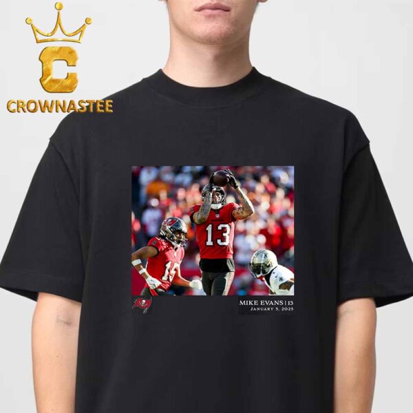 Mike Evans Tampa Bay Buccaneers NFL Flash Features Week 18 Unisex T-Shirt