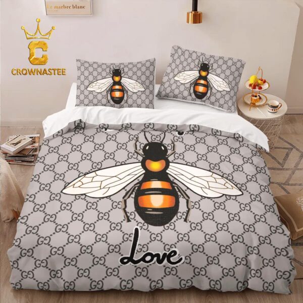 Best Gucci Bee Blind For Love Fashion Logo Premium Luxury Brand Bedding Set Home Decor Duvet Cover Set