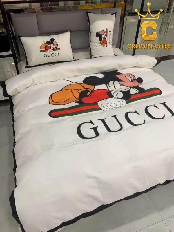 Best Gucci White Mickey New Hot Logo Luxury Brand Bedding Set Home Decor Duvet Cover Set