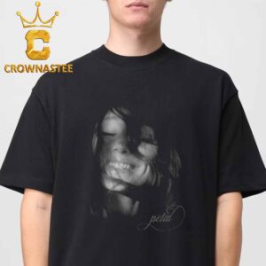 Ariana Grande Petal Potrait Unisex T-Shirt