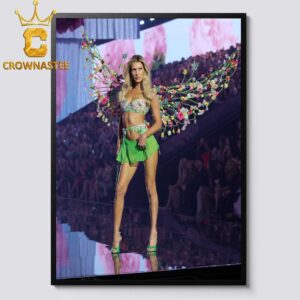 Bella Hadid Victoria Secret 2026 Wings Home Decor Poster Canvas